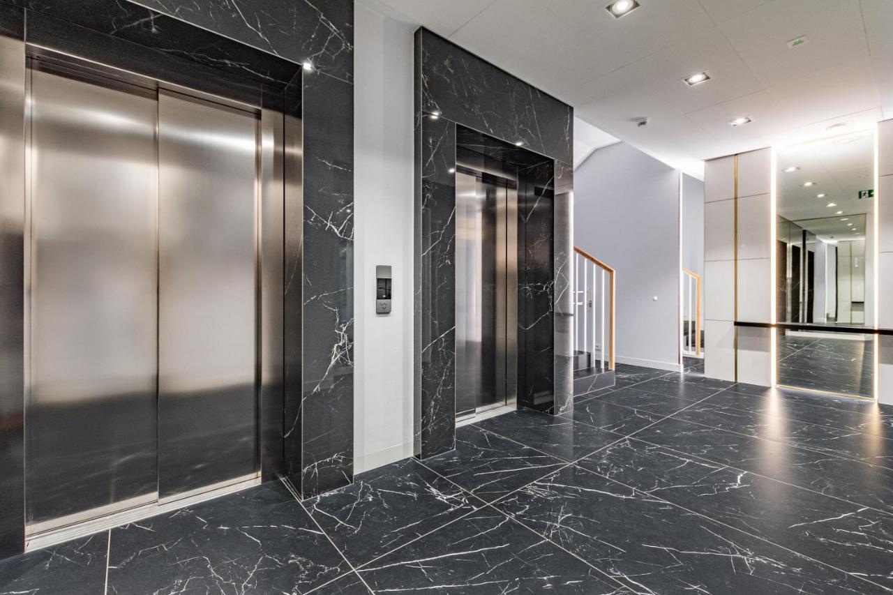 Apartament Solidarnosci By Your Freedom Varsovia Exterior foto