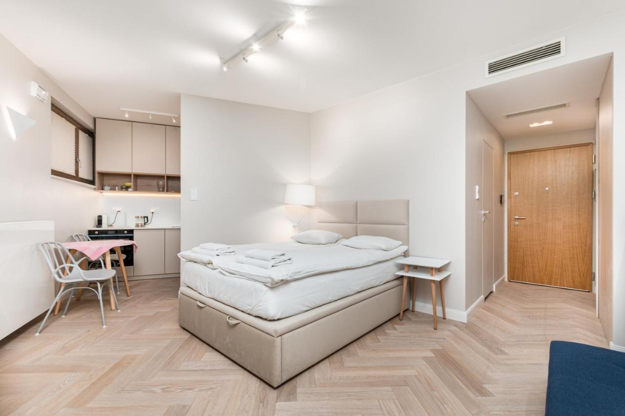 Apartament Solidarnosci By Your Freedom Varsovia Exterior foto